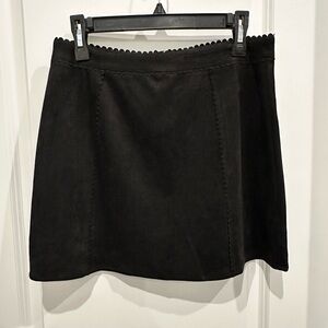 Velvet Scalloped Black Mini Skirt